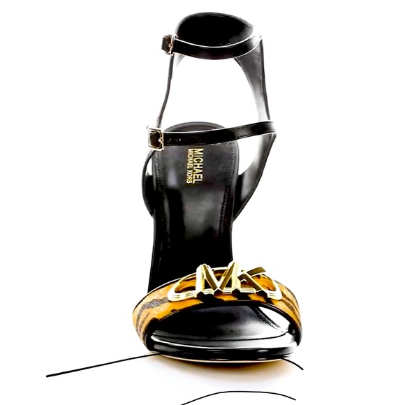 Michael Kors Open Toe Tiger Print Multi Straps Sandals - Picture 3 of 7